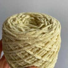 Charger l'image dans la galerie, Matte Small Velvet Carefully Ice Bar Doll Special Thread Flat For Mini Woven Wool - giraffly