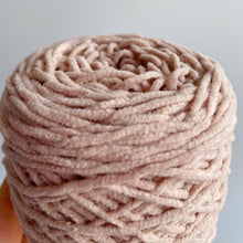 Charger l'image dans la galerie, Matte Small Velvet Carefully Ice Bar Doll Special Thread Flat For Mini Woven Wool - giraffly